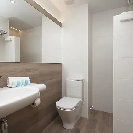 Ξενοδοχείο Perla 3*
