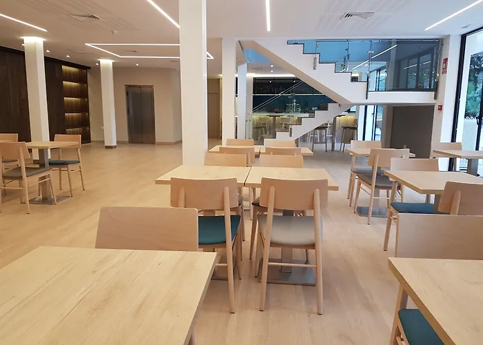 Ξενοδοχείο Perla 3*